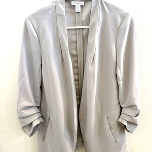 Carolina Belle Women's Cream Blazer